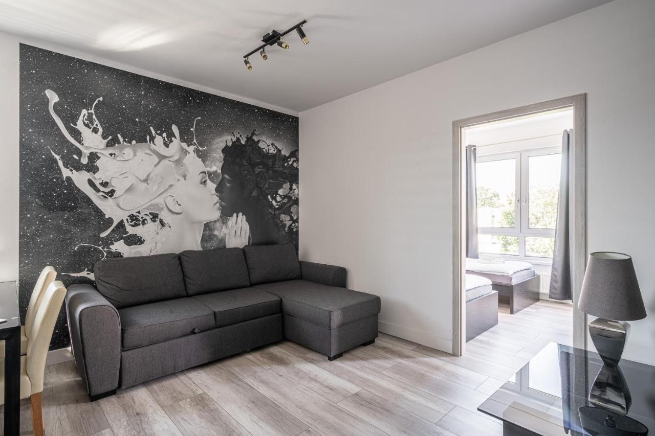 Rentplanet - Apartamenty Na Grobli ヴロツワフ エクステリア 写真