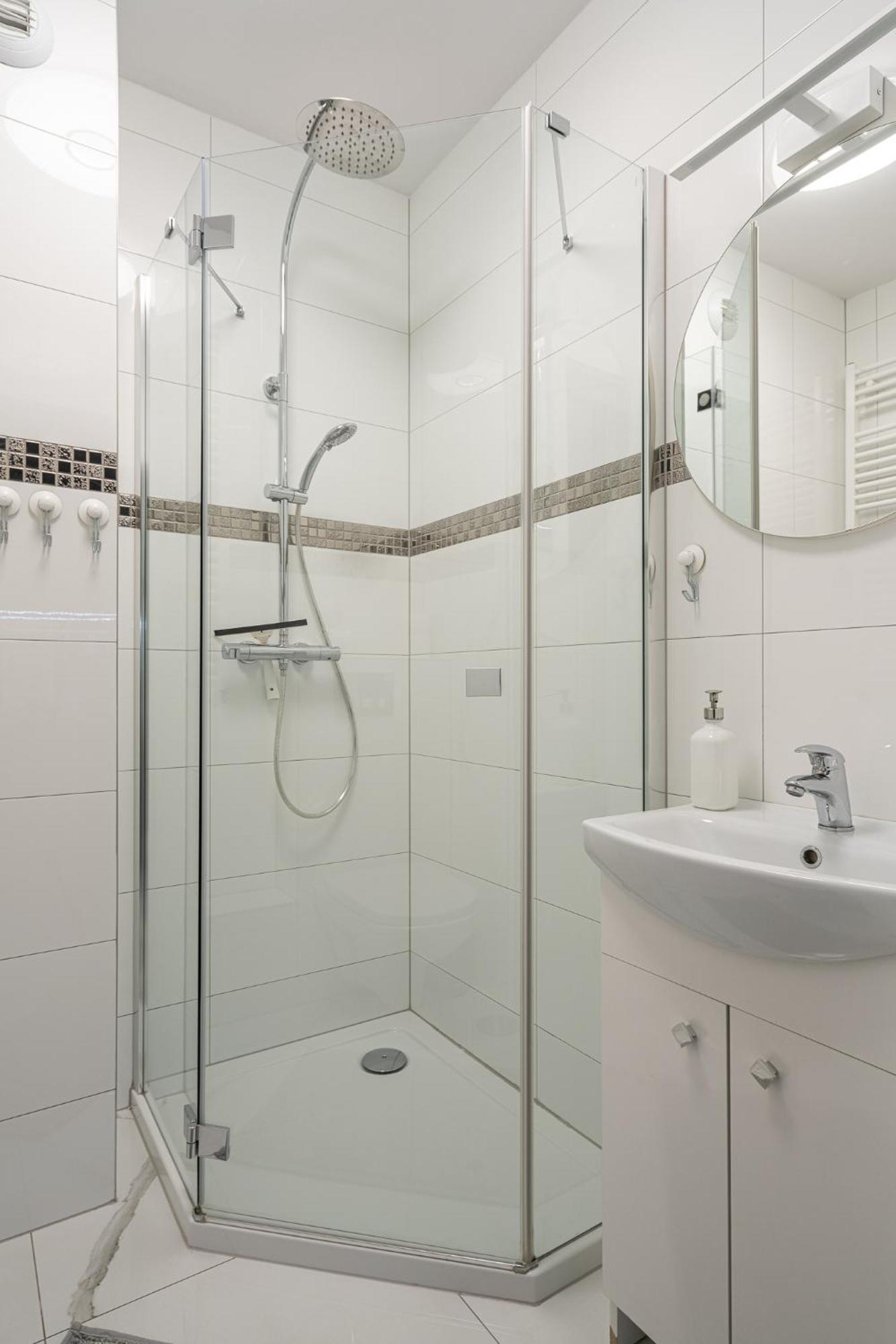 Rentplanet - Apartamenty Na Grobli ヴロツワフ エクステリア 写真